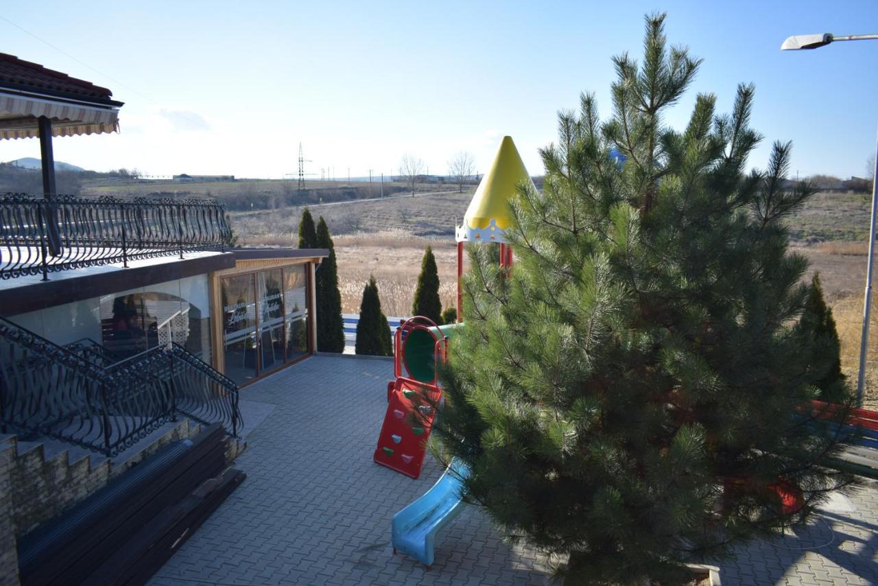 Pensiunea Lebada Tulcea Exterior foto